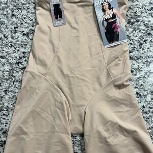 NWT Firm Control Shapewear in Warm Beige Large